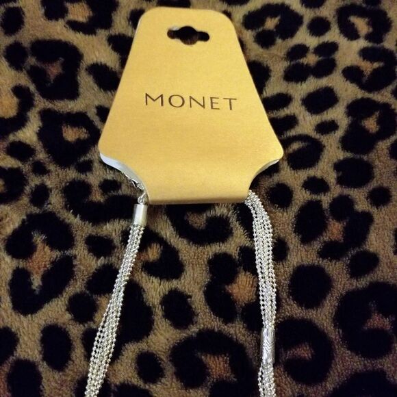 !!NWT Monet 18" Silver Tower Necklace - Picture 4 of 8